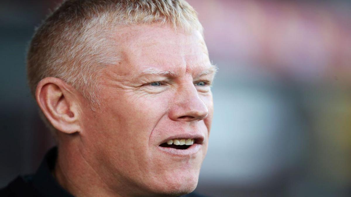 Gary Holt, Livingston